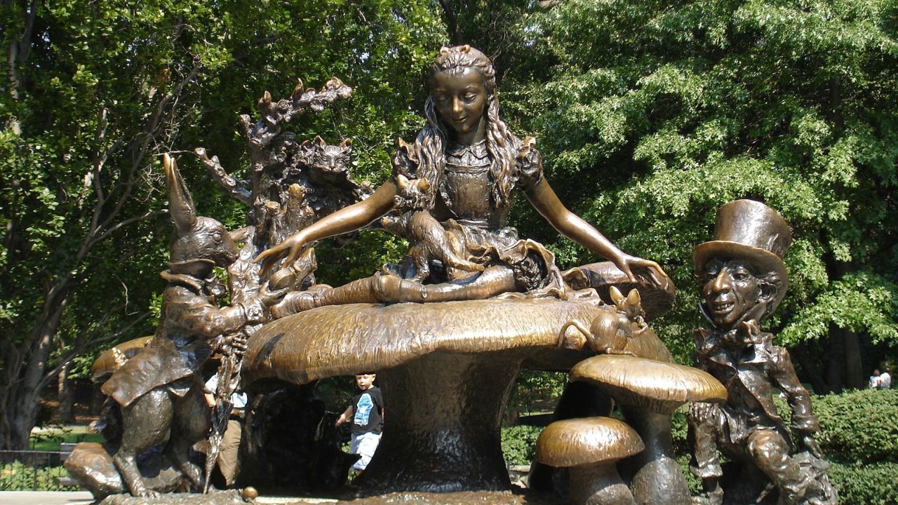 <strong>Alice in Wonderland:</strong> This statue of the kids' book character is just one of many hidden treasures in the park.