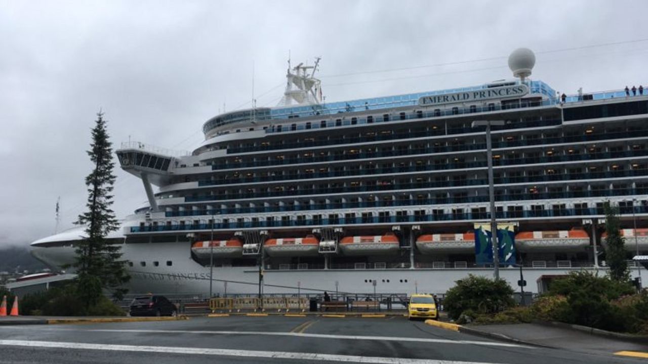 cruise ship alaska