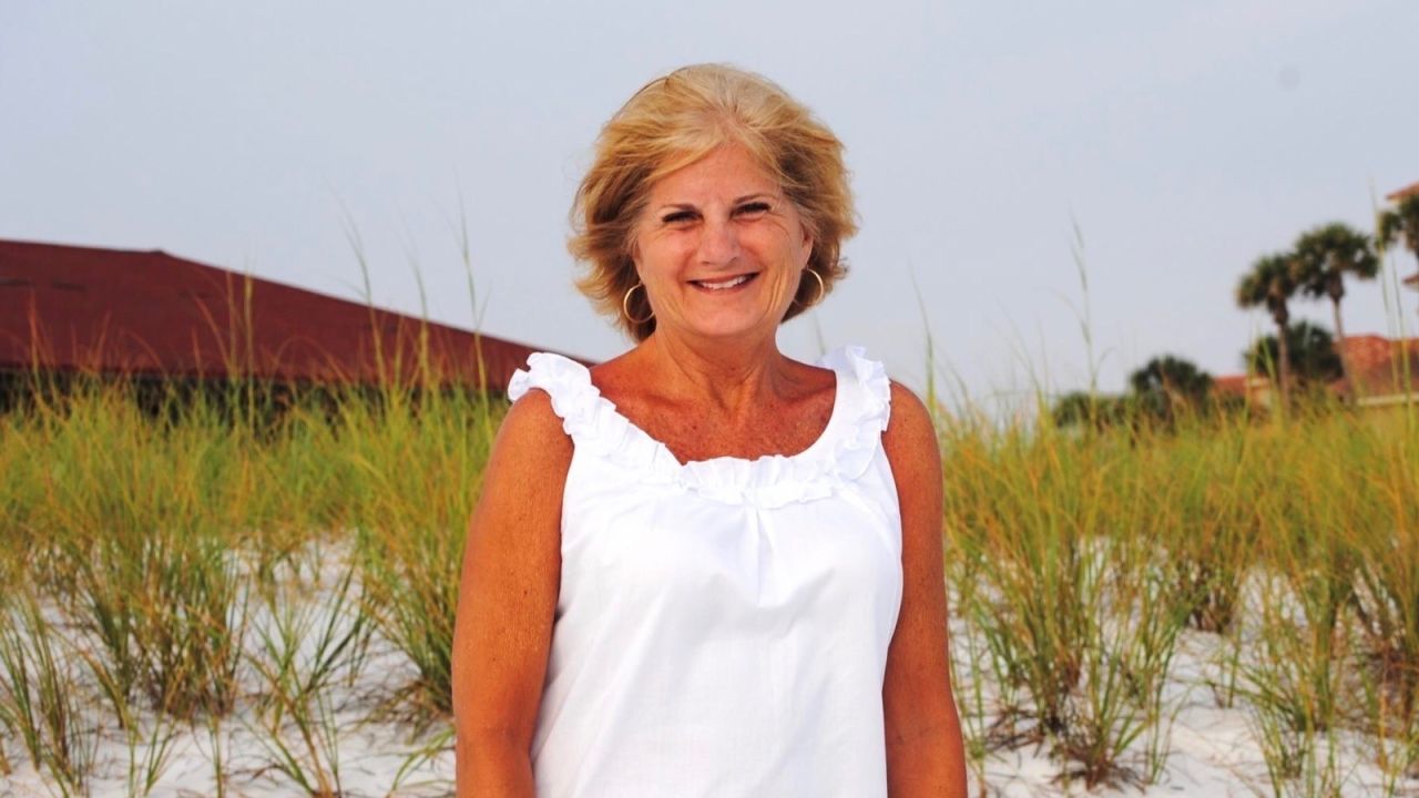 Chris Wright's mother, Judy Wright, passed away due to Parkinson's disease on July 9th.