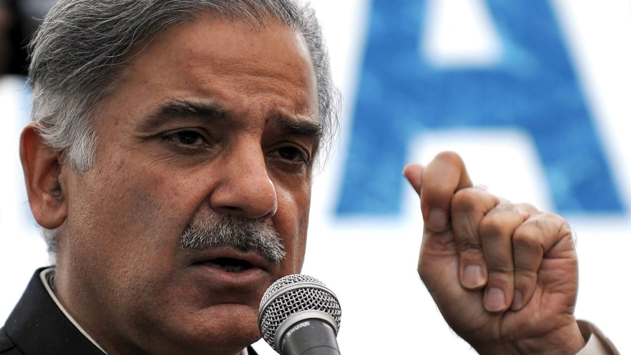 Shahbaz Sharif, addressing a news conference in 2008.
