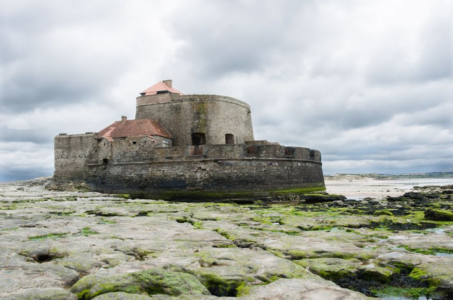<strong>Abandoned castles -- Fort Mahon, Ambleteuse, Pas-de-Calais, France: </strong>The sea fort of Mahon (also known as Fort Ambleteuse) was built to defend the River Slack in the 1680s -- and later was occupied by German forces during the Second World War. 