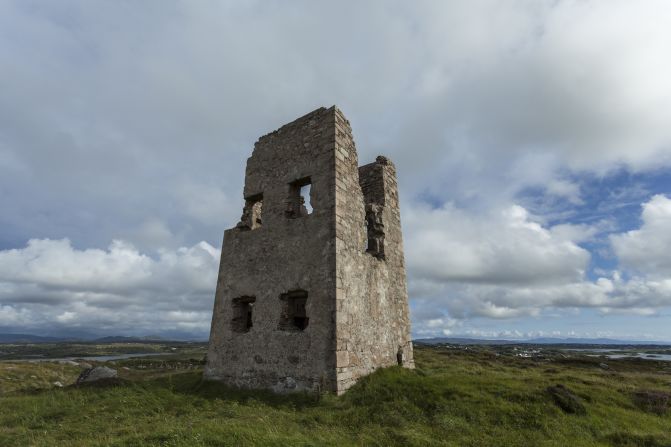 <strong>Abandoned castles -- Kincasslagh, County Donegal, Ireland: </strong>The isolated Kincasslagh fort was built by the British during the Napoleonic Wars as an anti-invasion fort. "Abandoned places touch a nerve with people," Connolly says. "We're interested in worlds gone by, forgotten worlds."<br />
