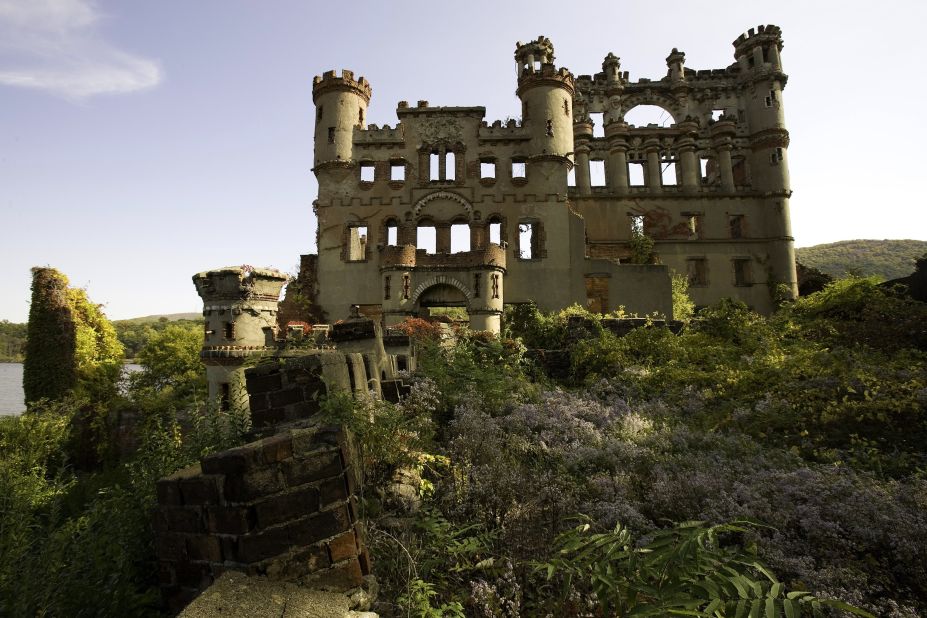 <strong>Abandoned Castles -- Bannerman Castle, Pollepel Island, Hudson River, New York State, USA</strong> -- Bannerman Castle was actually a military surplus warehouse, built to resemble a castle by Francis Bannerman. It's located on Pollepel Island in New York's Hudson River. When legislation changed laws regarding military weapons, Bannerman's business ended and the building fell to ruin.