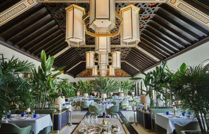 <strong>Italian Style: </strong>The chic Le Sirenuse restaurant and Champagne bar is a collaboration between Four Seasons and the owners of Le Sirenuse Hotel in Positano on Italy's Amalfi Coast. 