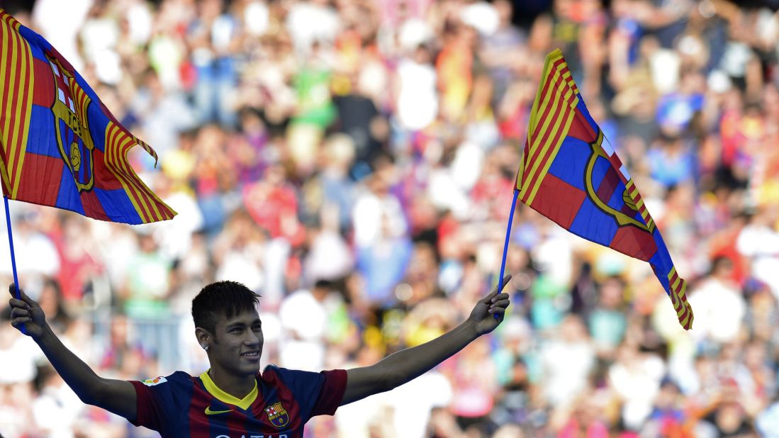 In June 2013, Neymar was unveiled as Barcelona's new star signing.