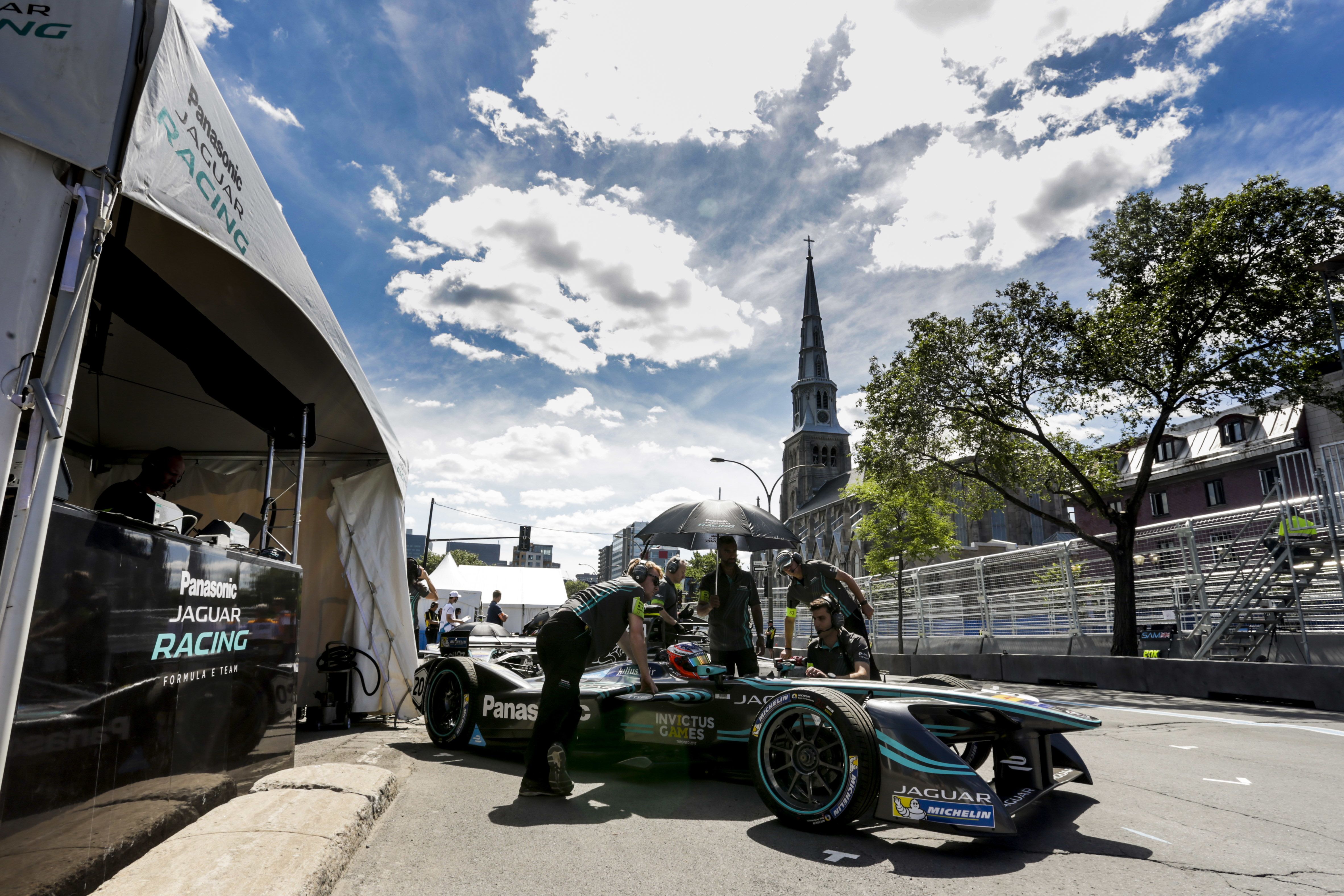 Last but not least, Montreal hosted its first-ever Formula E races with Lucas di Grassi and Jean-Eric Vergne taking the checkered flag in the two ePrix. 