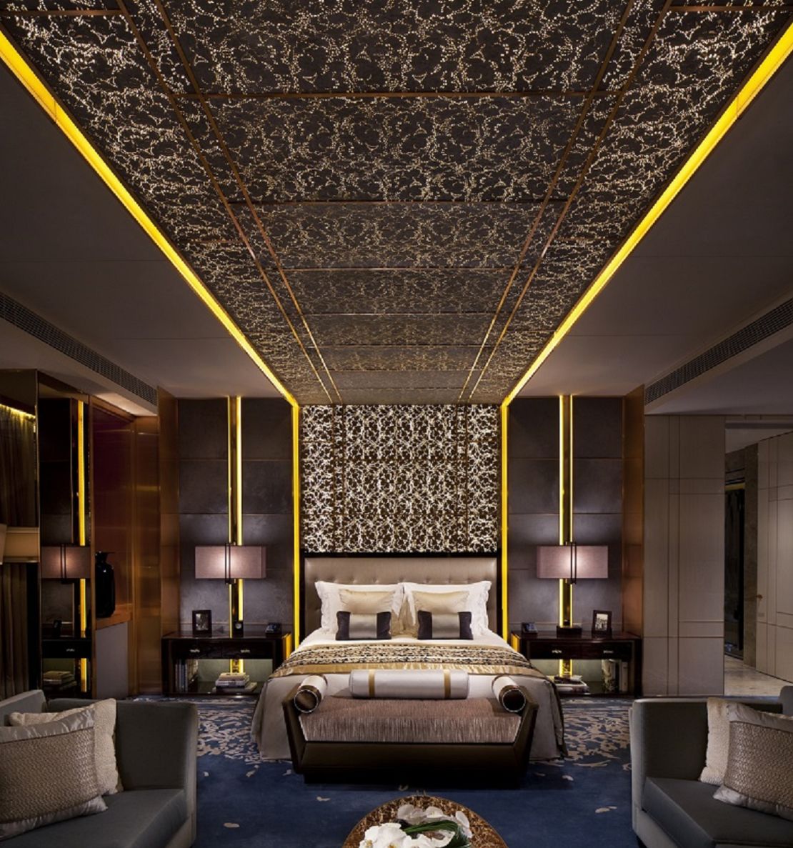 The Ritz-Carlton Suite: 117 stories high and with harbor views.