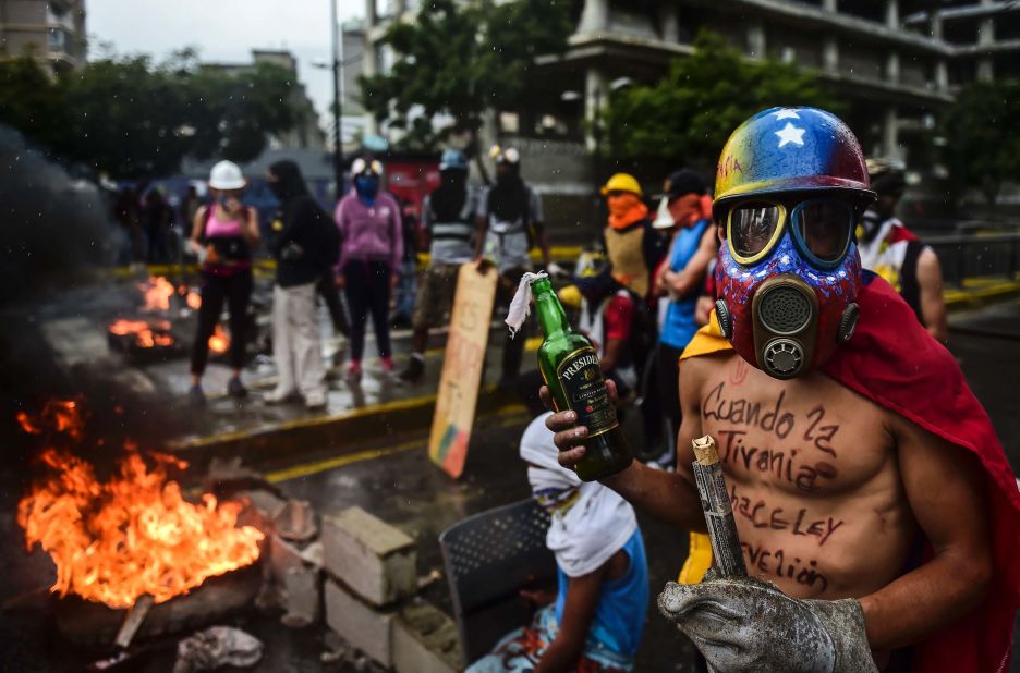 Opposition activists protest against the newly inaugurated National Constituent Assembly on August 4.