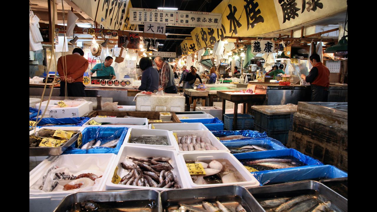 <strong>4. Browse through an iconic market.</strong> Tsukiji Fish Market in Tokyo delivers the sensory overload market visitors crave. <em>Photo from Shutterstock</em>