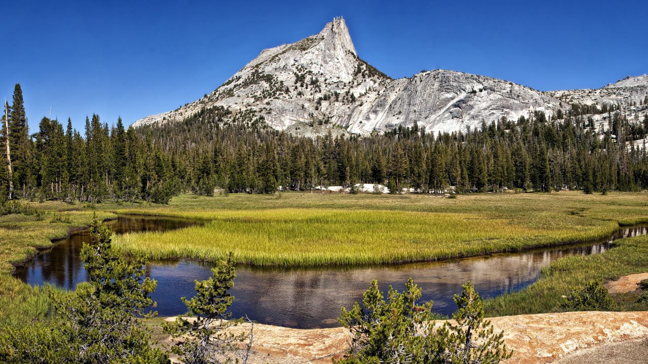 <strong>5. Take an epic trail. </strong>California's John Muir Trail features over 210 miles of prime Sierra Nevada mountain backcountry. <em>Photo from Shutterstock</em>