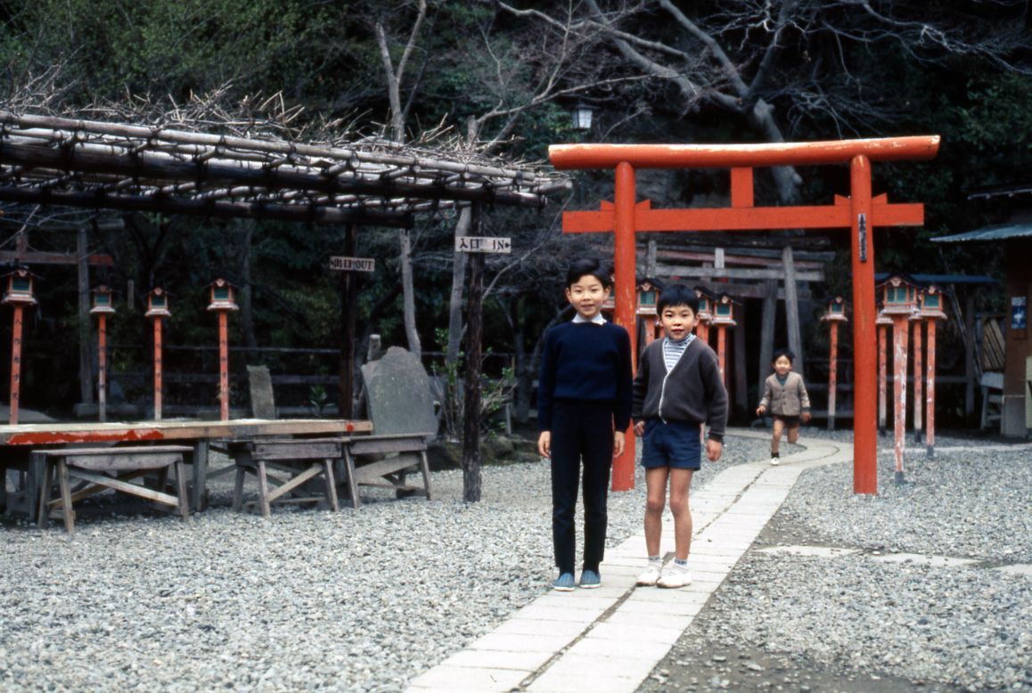 <strong>Kamakura, Japan (1971)</strong>: "This was a cool day," recalls Sealy. "I remember thinking that the boy in shorts was underdressed." 
