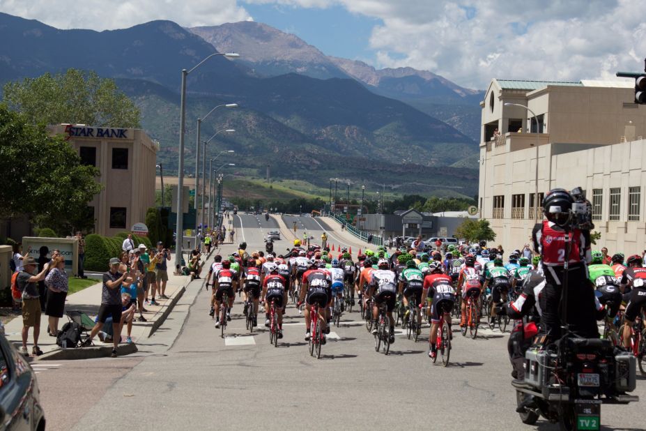 The Breckenridge stage was made up of 10 laps over 64 miles for the men and five laps over 32 miles for the women. 
