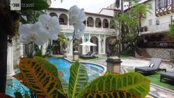 In 24 hours miami versace mansion_00014301.jpg