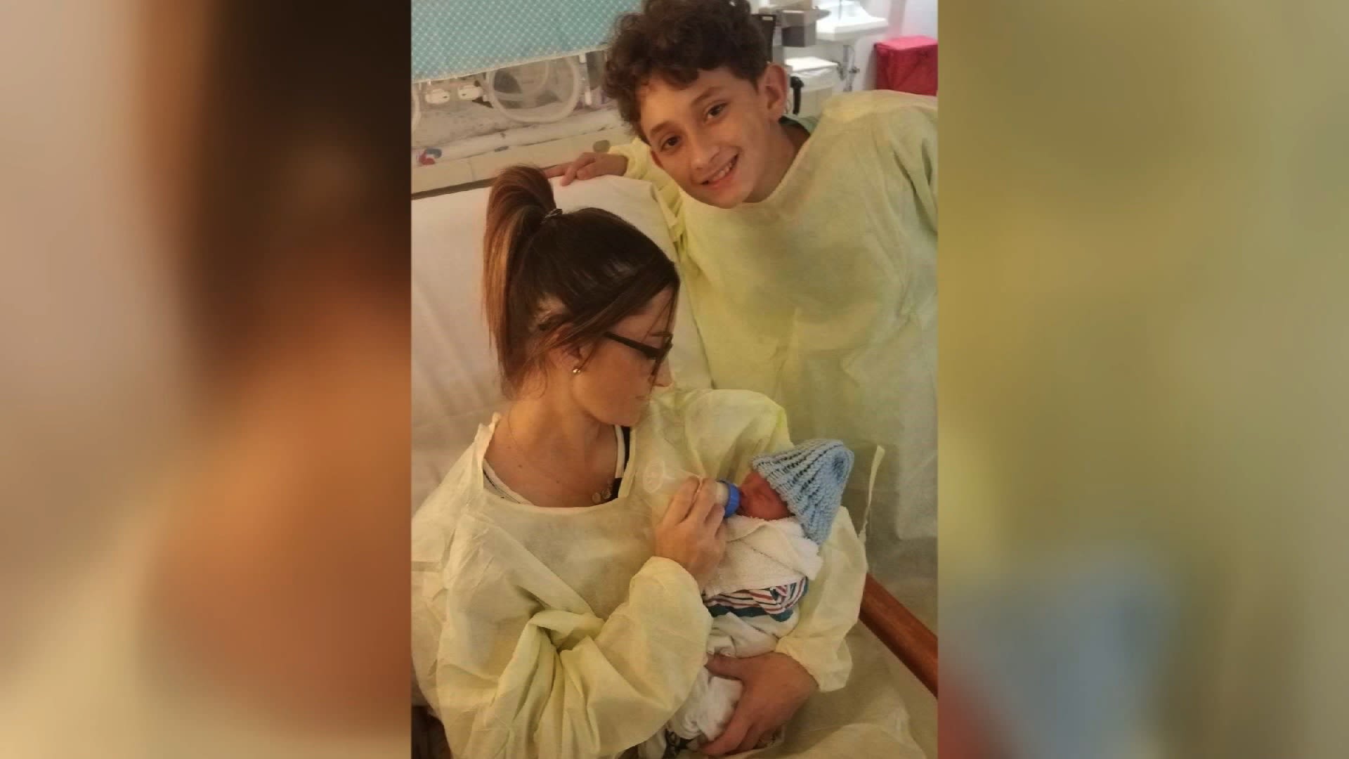 Xporn Smal Boy Big Girl - 10-year-old helps deliver baby brother | CNN