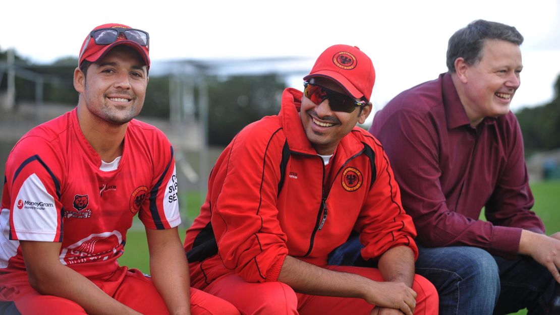 Mujaddady (L) was all smiles at the Super Series finals day.