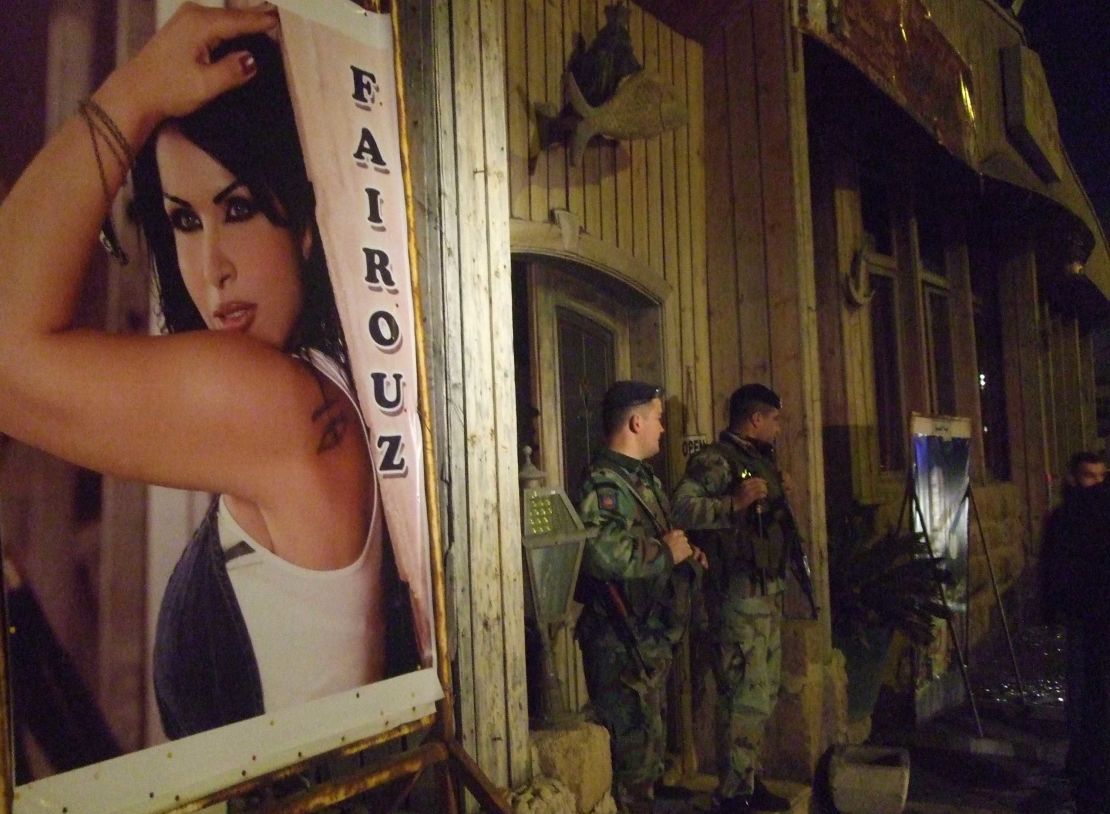 Lenbanese Army soldiers secure the entrance of the restaurant which was rocked by an explosion early December 28, 2011 in the southern Lebanese city of Tyre.