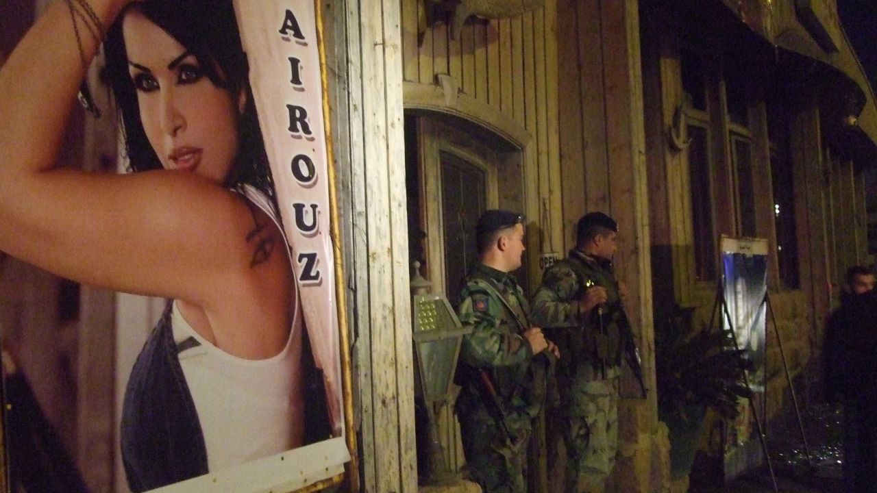 Lenbanese Army soldiers secure the entrance of the restaurant which was rocked by an explosion early December 28, 2011 in the southern Lebanese city of Tyre.