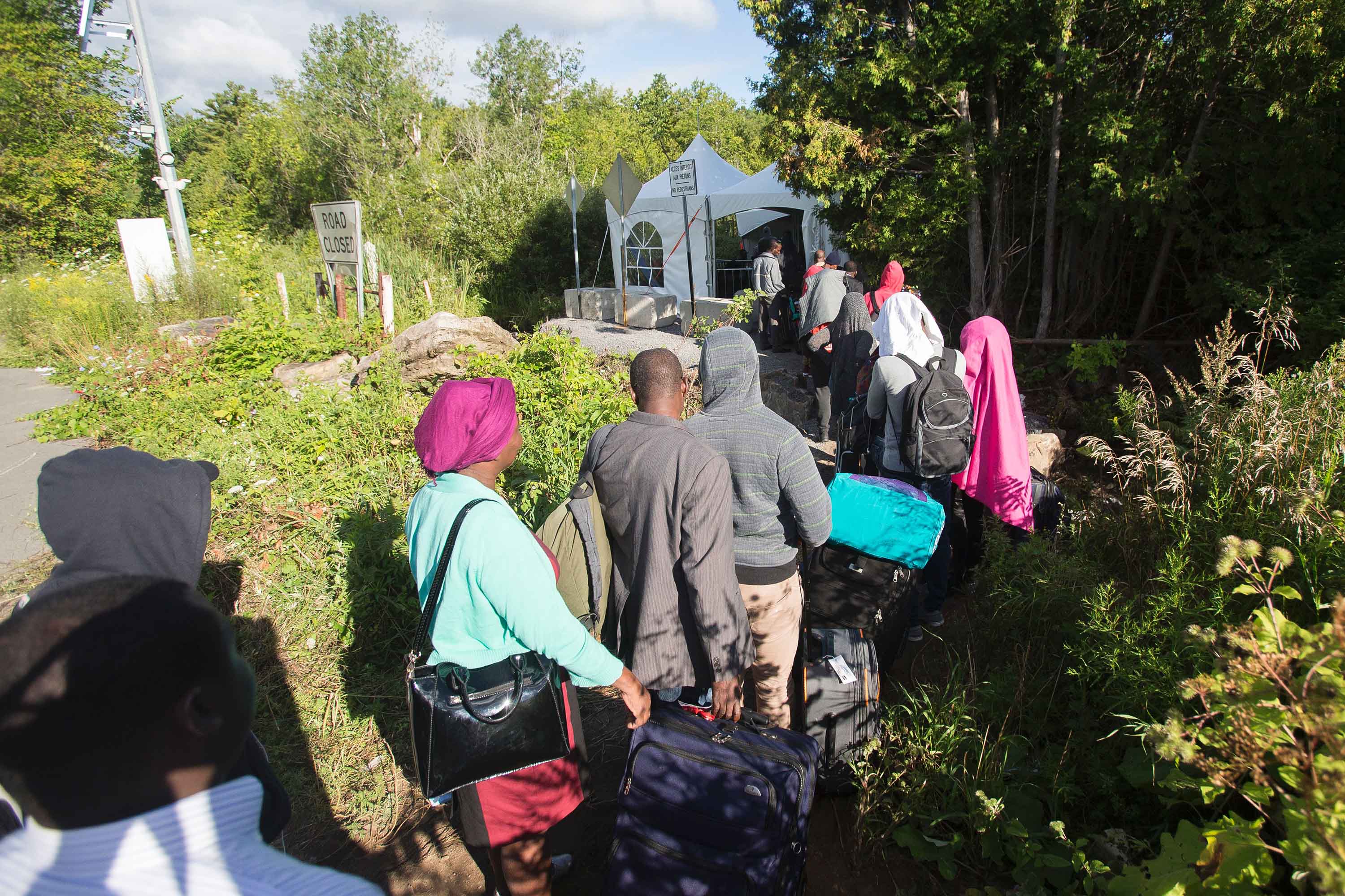 No free ticket' Canada warns as Nigerian asylum seekers cross from US | CNN