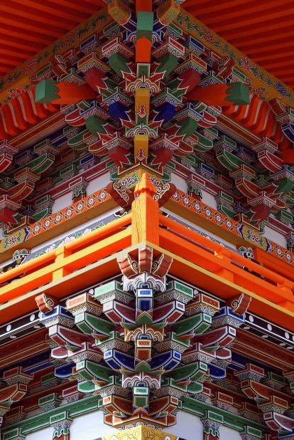 Although the wooden brackets were originally created for functional purposes, dougong was also used as decoration for buildings like Sagami-ji, a Japanese temple from the 8th century.
