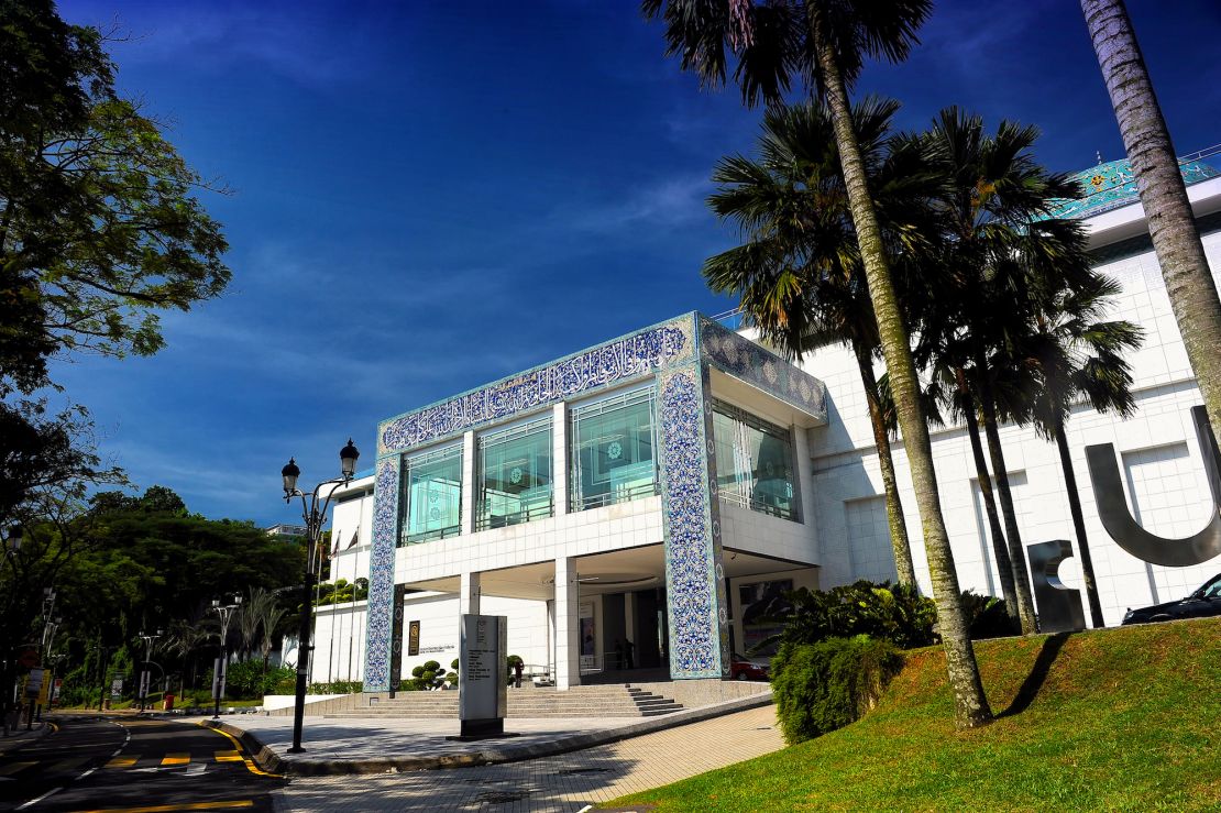 Islamic Arts Museum highlights include replicas of famous buildings such as india's Taj Mahal and Uzbekistan's Amir Timur Mausoleum.