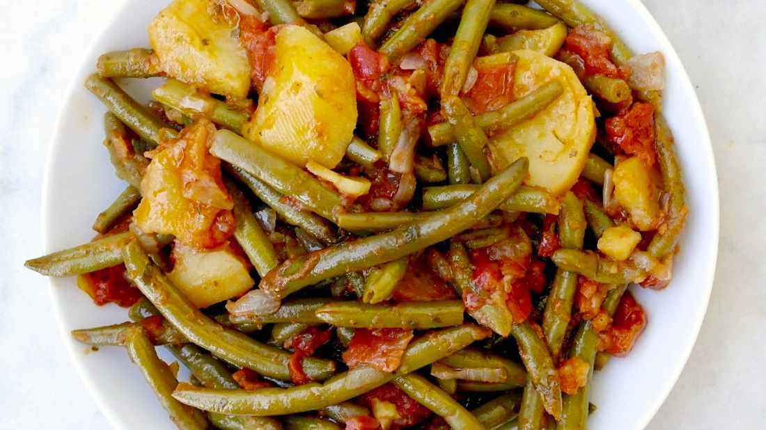 <strong>OliveTomato: </strong>Paravantes<strong> </strong>recommends fasolakia lathera (green beans) as a go-to summer recipe, ideally consumed at room temperature and paired with feta cheese.