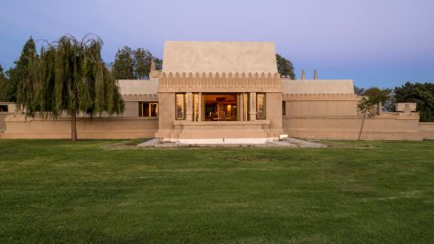 los angeles houses hollyhock exterior