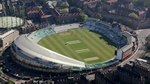 A perfectly normal cricket field or, for the uninitiated, The Egg of Confusion.
