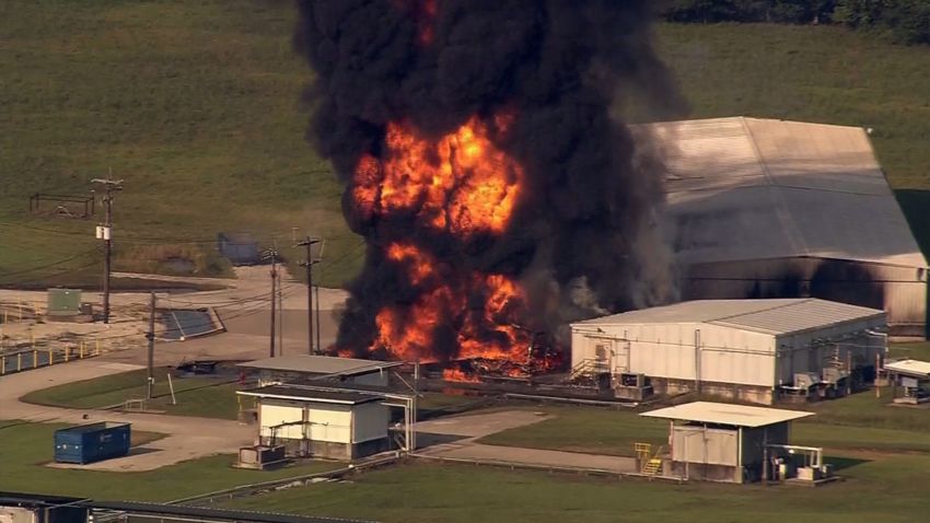 fires chemical plant texas todd sot _00004907