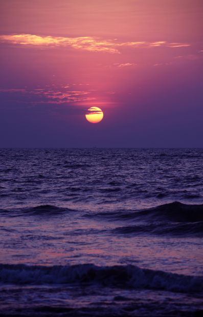 <strong>Legendary sunsets: </strong>Goa's high season runs October through January, when temperatures are cooler. Monsoon season, from June through September, brings soaking rains, so many hotels and restaurants close during this period. 