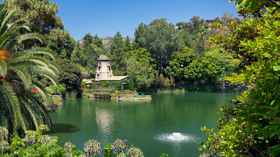 <strong>Self Realization Fellowship Lake Shrine Temple</strong>: Need a break from the bright lights and big city? Stop in at this meditation space in the Pacific Palisades.