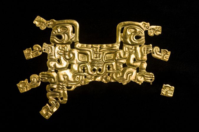 One of the oldest items on display at the exhibition, this gold ornament was from either the Cupisnique or Chavín civilizations, both of which flourished northern Peru.