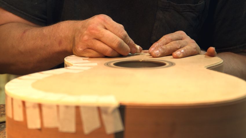 handmade gallagher guitars 02
