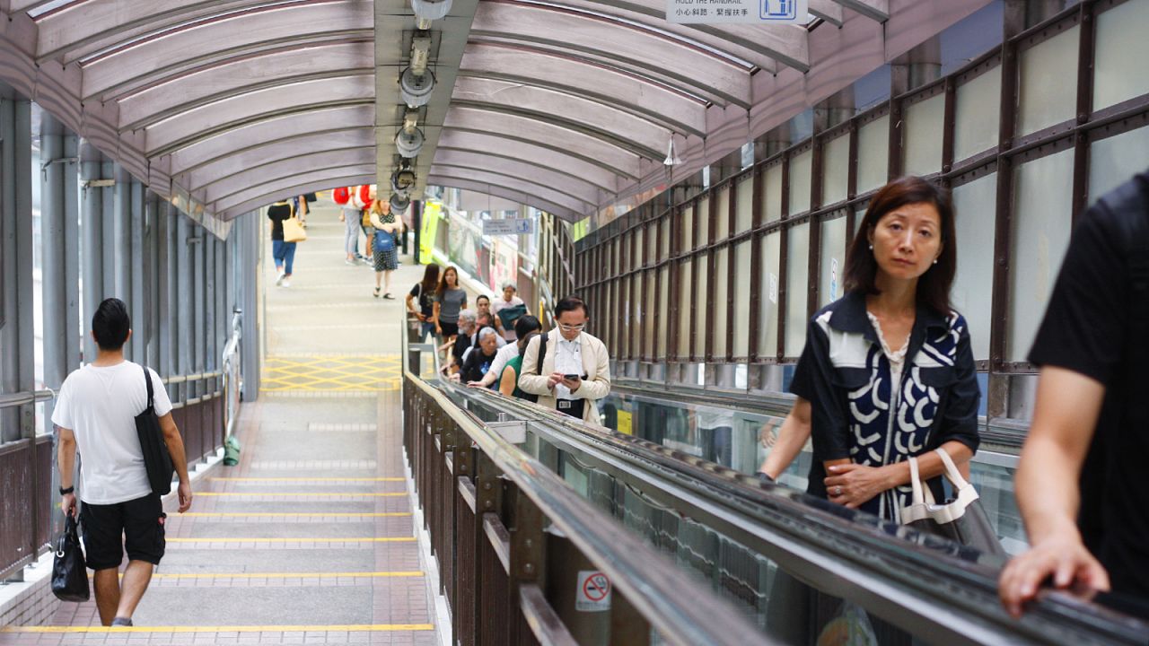 <strong>A popular commute:</strong> The escalator system transports 78,000 pedestrians daily.