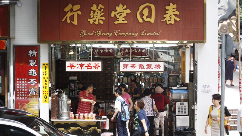 <strong>Quench your thirst the traditional way: </strong>Good Spring Company, a Traditional Chinese Medicine clinic, sells herbal teas like Sweet Flower Tea and 24 Flavors Tea for about $1 a glass. Drinking herbal teas is a popular way to detoxify and hydrate in Hong Kong.