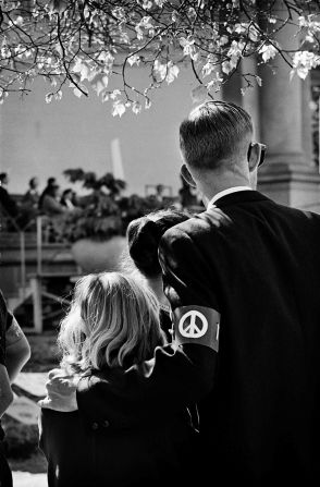 Peace walk for nuclear disarmament at Golden Gate Park in San Francisco (1962) 