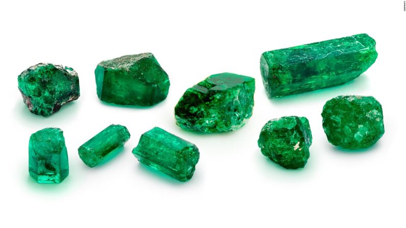 These nine loose emeralds were among the treasure found on the Nuestra Señora de Atocha wreckage, and weigh between 2.5 and 26.72 carats each. The name refers to the Spanish Pillars of Hercules that appear on Spanish coins.