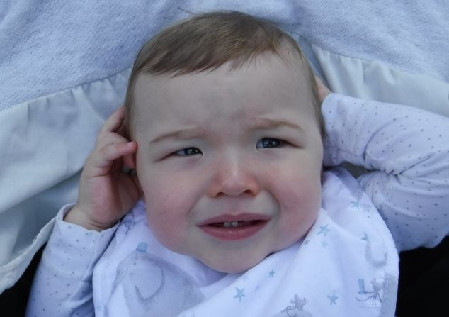 <strong>Baby shot:</strong> The cool tones of the XP120 are more noticeable in this auto white balanced, cloudy-day portrait shot.