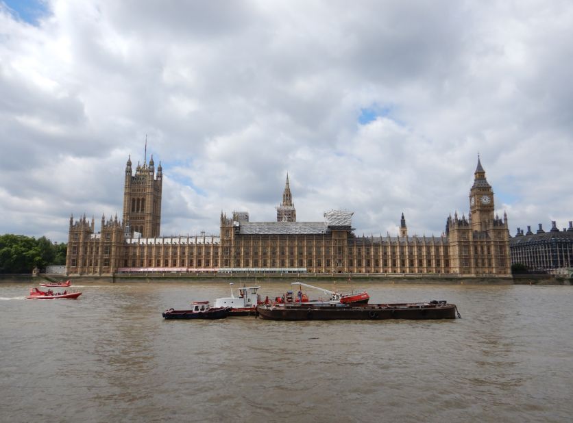 <strong>Wide shot:</strong> The angle of view of the Nikon COOLPIX W300 24-120mm lens was wide enough to shoot the Houses of Parliament in full.