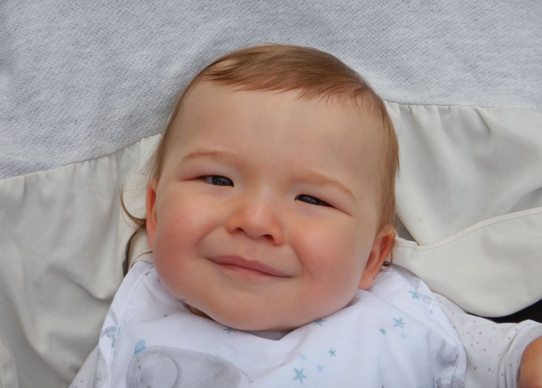 <strong>Baby shot:</strong> In Portrait mode, the automatic flash created a pleasing highlight in the young model's eyes.