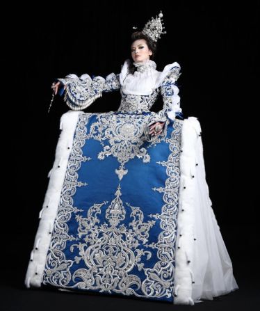 <a href="index.php?page=&url=http%3A%2F%2Fwww.guo-pei.fr%2F" target="_blank" target="_blank">Guo Pei</a> is a Chinese-born haute couture designer known for her expertise in embroidery and artistic understanding of fashion.