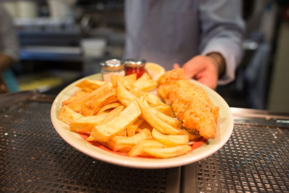 <strong>Fish 'n' chips, UK:</strong> One of Britain's favorite dishes dates back to the 1860s -- crispy fried cod or haddock is paired with chunky chips. A Friday dinnertime special across the UK.