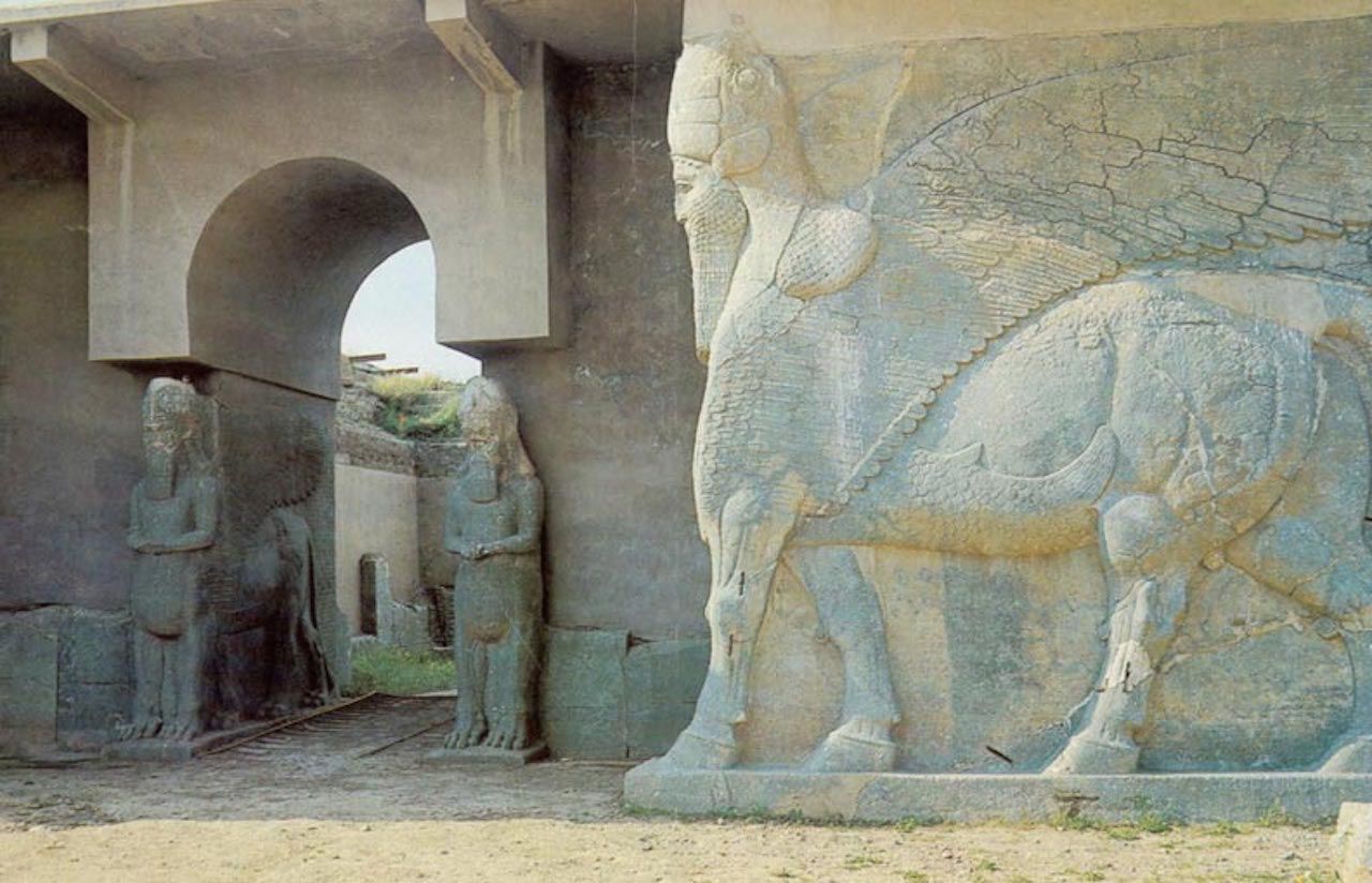 The<strong> </strong>ancient Assyrian city around Nineveh Province, Iraq was home to countless treasures of the empire, including statues, monuments and jewels. Following the 2003 invasion the site<strong> </strong><a href="http://www.theguardian.com/world/2003/apr/30/internationaleducationnews.arts" target="_blank" target="_blank">has been devastated by looting</a>, with many of the stolen pieces finding homes in museums abroad. 