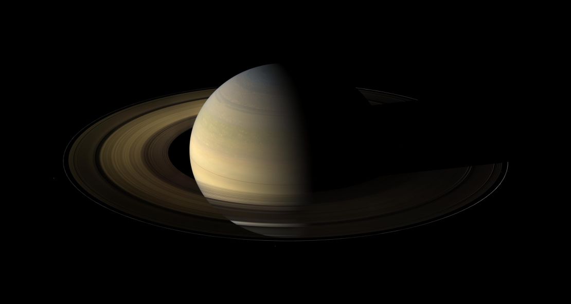Cassini farewell 06