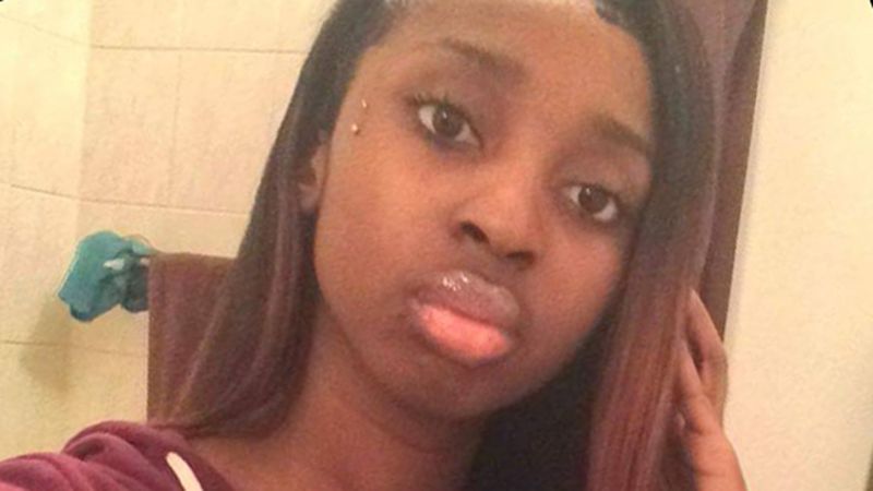 The Family Of A 19-year-old Who Died In A Chicago-area Hotel’s Walk-in ...