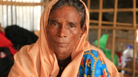 Jhuno says she hurt her knee as she tried to trun away from government forces.