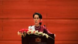Myanmar's State Counsellor Aung San Suu Kyi delivers a national address in Naypyidaw on September 19, 2017.
Aung San Suu Kyi said on September 19 she "feels deeply" for the suffering of "all people" caught up in conflict scorching through Rakhine state, her first comments on a crisis that also mentioned Muslims displaced by violence. / AFP PHOTO / Ye Aung THU (Photo credit should read YE AUNG THU/AFP/Getty Images)