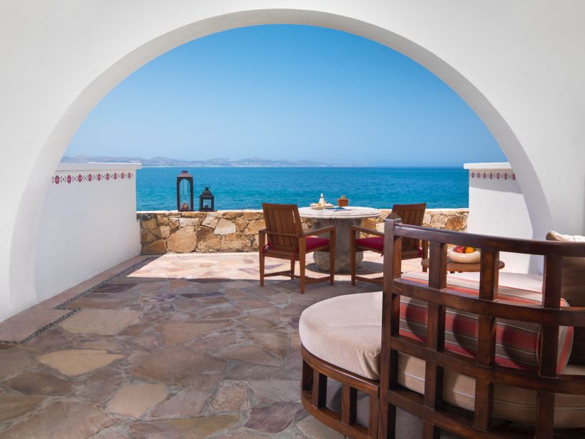 <strong>One&Only Palmilla </strong>also boasts luxury oceanfront rooms with inviting outdoor terraces.