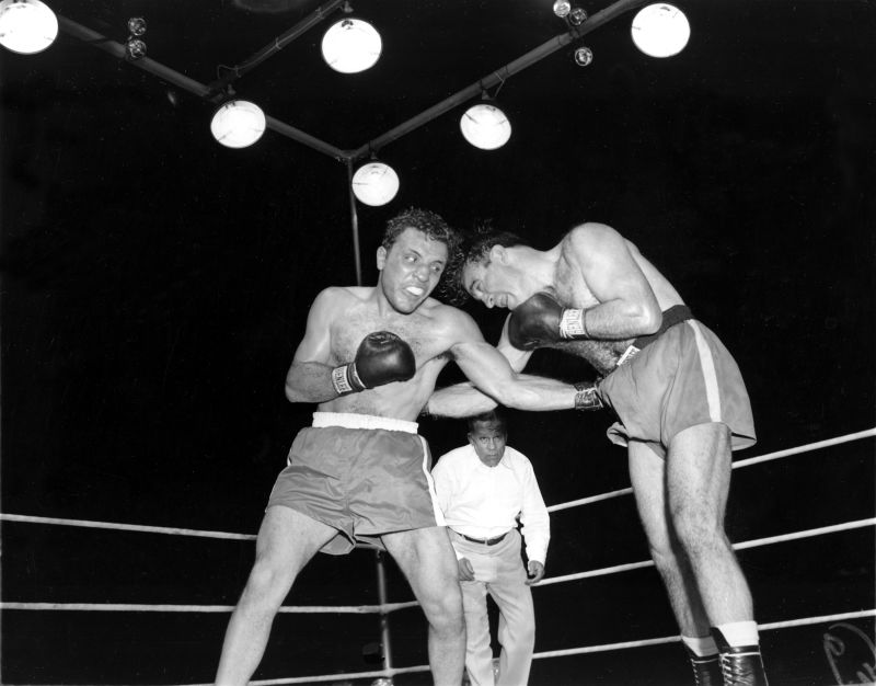 Raging Bull' former middleweight champ Jake LaMotta dies, 95 | CNN