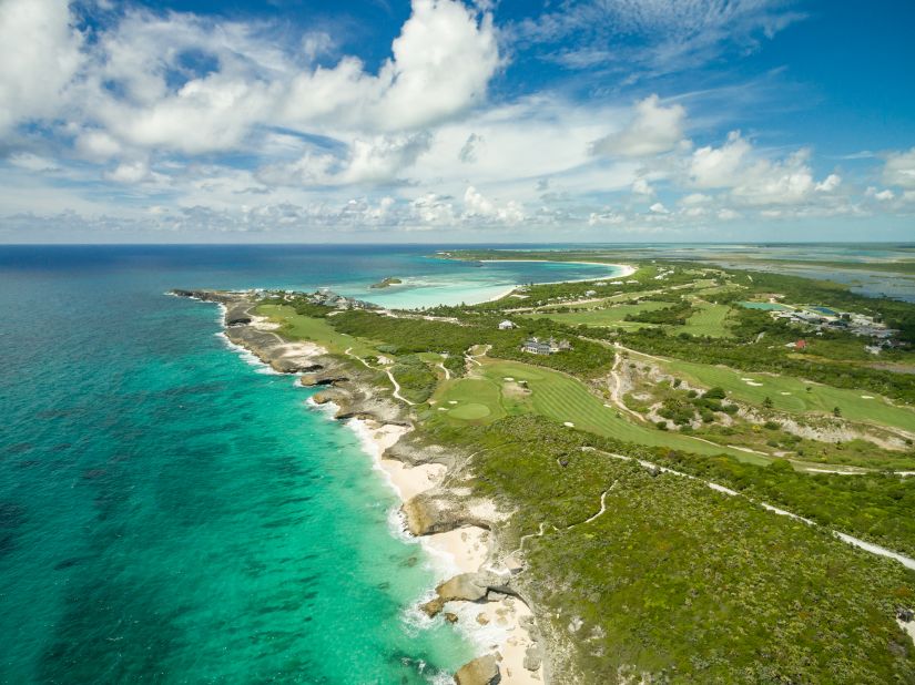 The course at <strong>Abaco Club</strong> in the Bahamas is the work of course architects Donald Steel and Tom Mackenzie, with tricky sloping putting greens and deep sand traps as hallmarks.