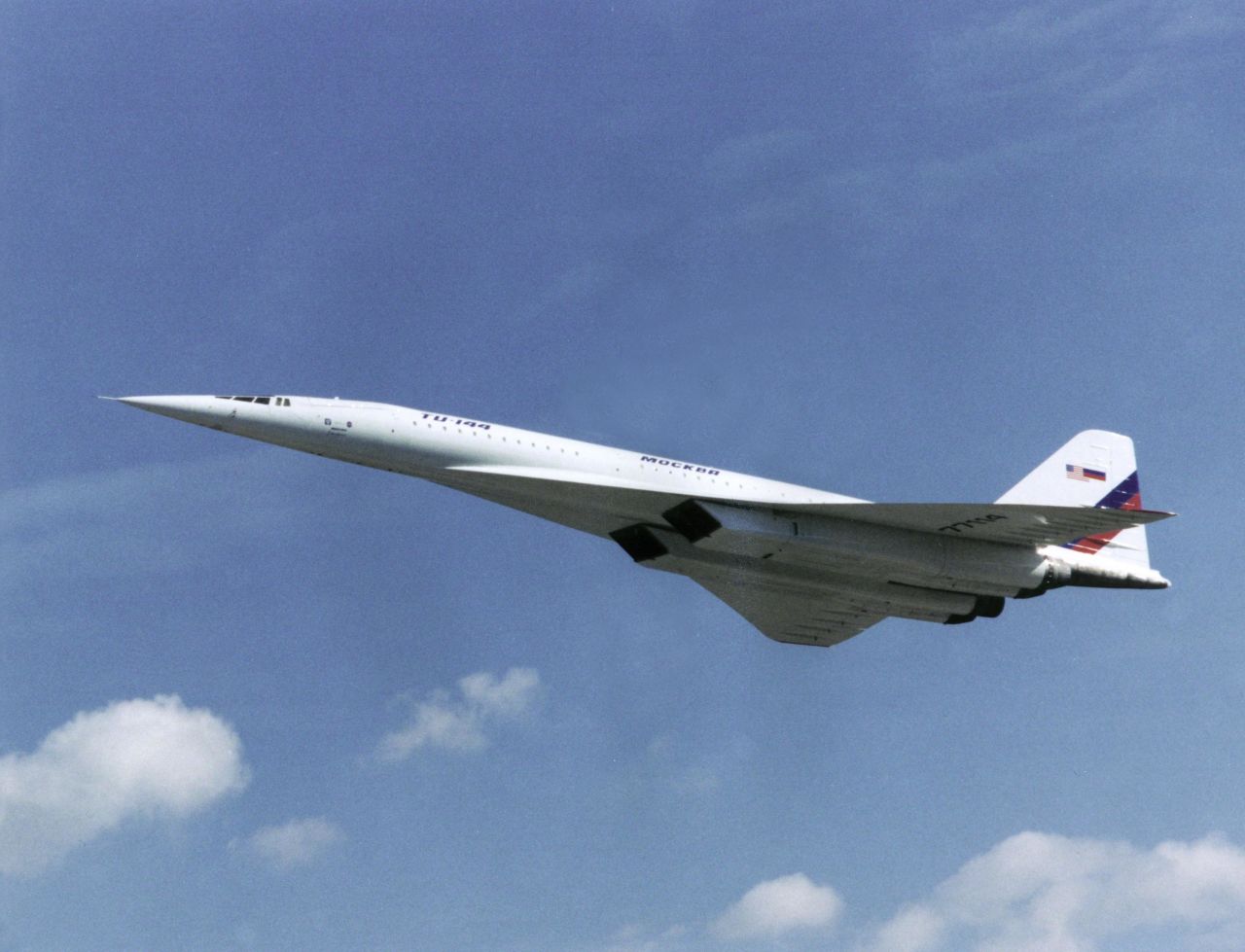 A Tupolev Tu-144 in flight over Moscow as part of a NASA-sponsored research project in 1998.